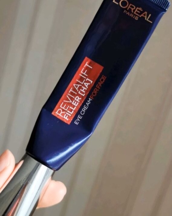 💜欧莱雅紫熨斗空瓶啦💜  刚刚分享了不会回购的黑精华，�