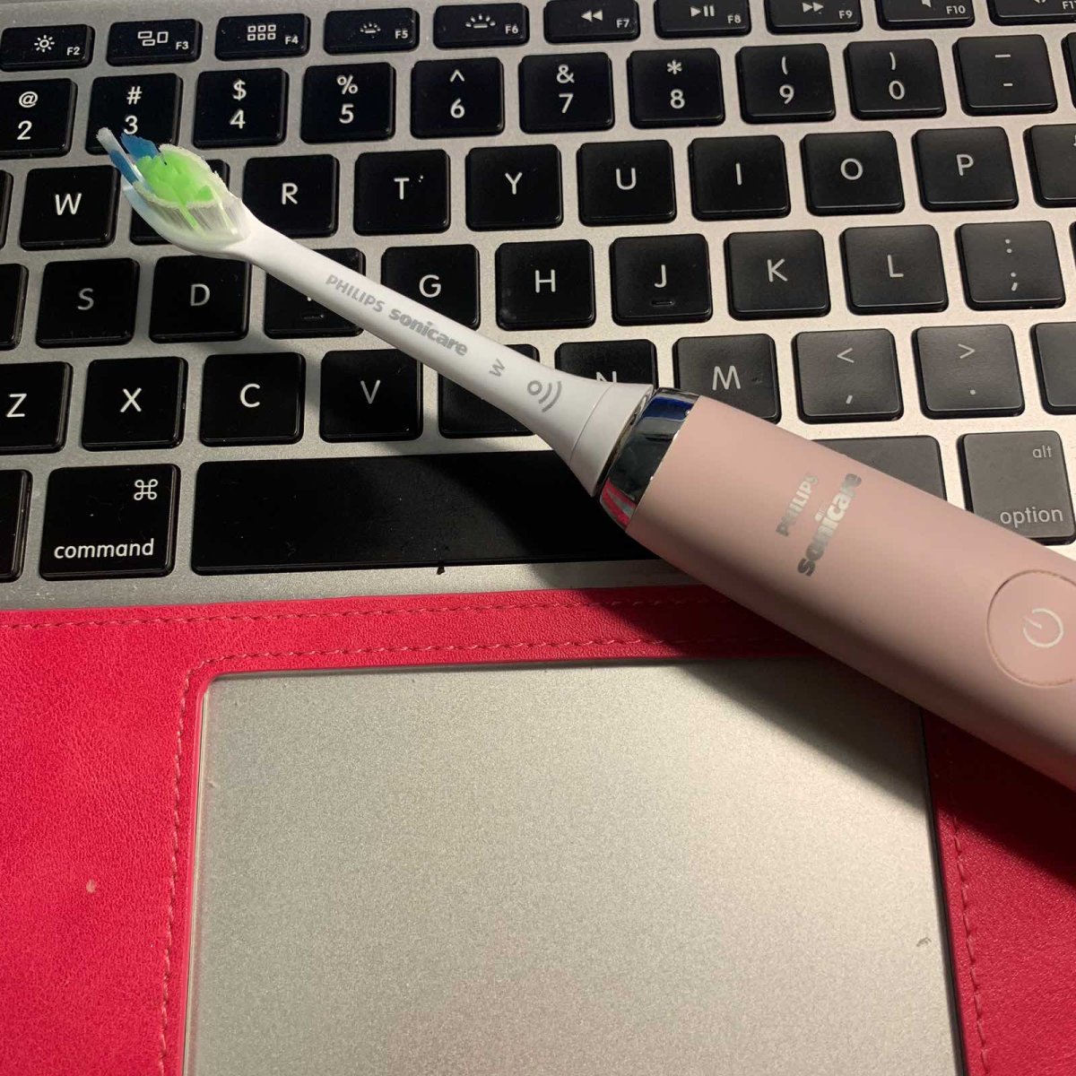 飞利浦电动牙刷头对比 🍇一直在用飞利浦电动​牙刷，以前用的