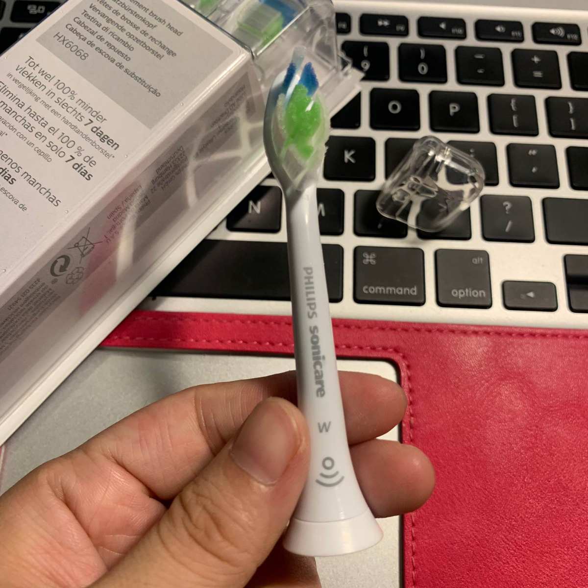飞利浦电动牙刷头对比 🍇一直在用飞利浦电动​牙刷，以前用的