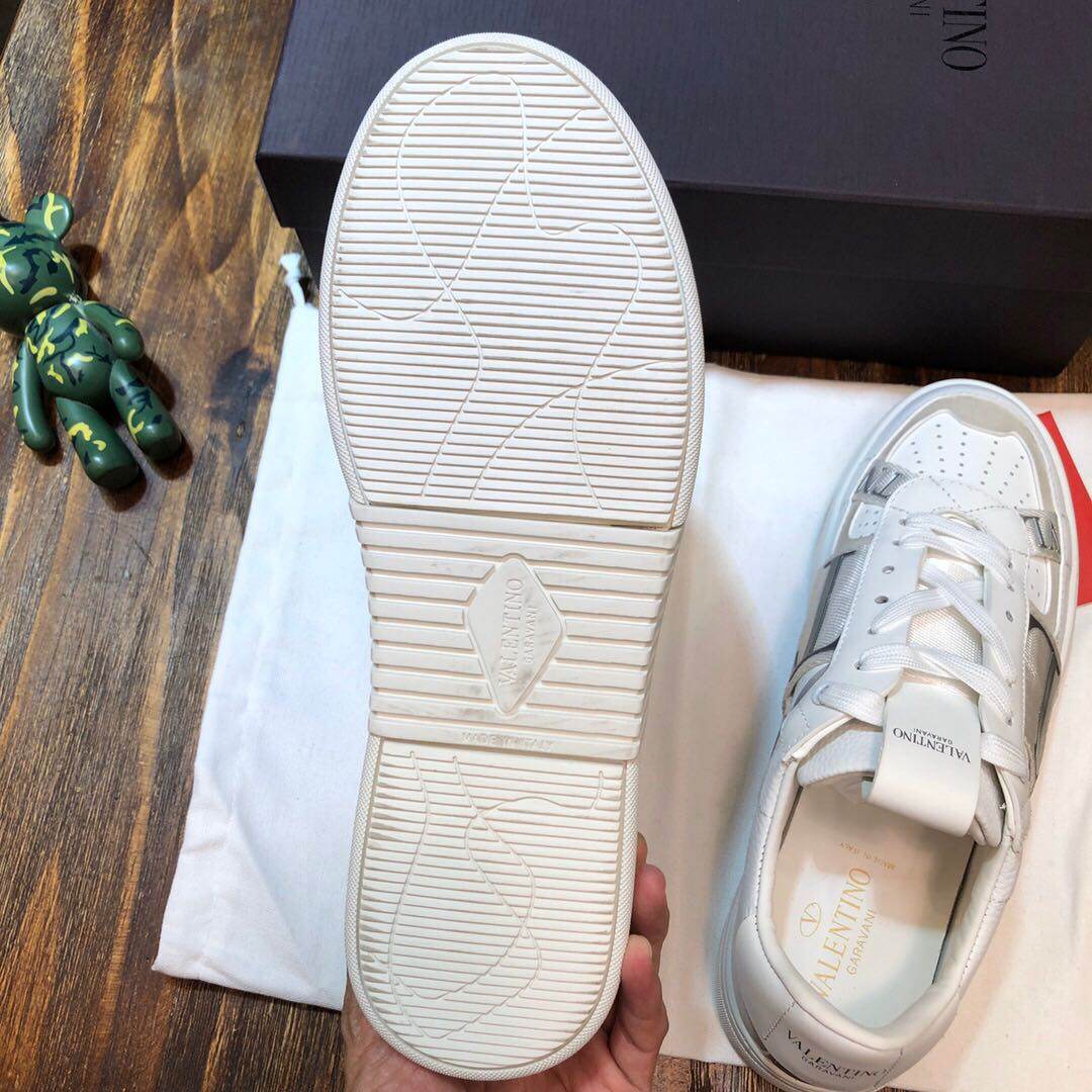 VL7N 小‮皮牛‬绑带运动鞋 VALENTINO情侣鞋 —