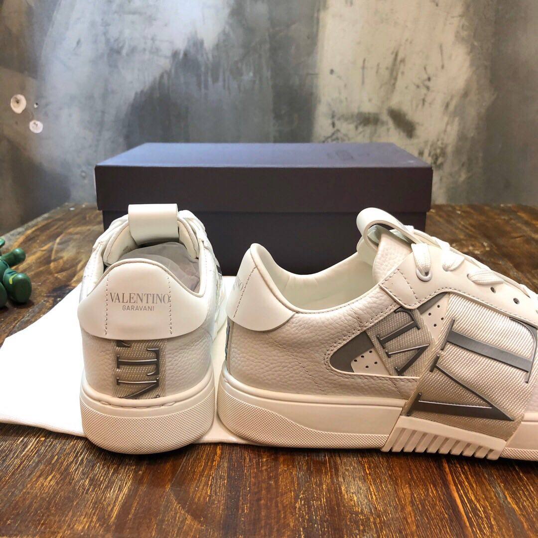 VL7N 小‮皮牛‬绑带运动鞋 VALENTINO情侣鞋 —