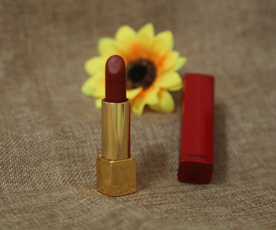 美美哒Chanel口红💄色号N3 细想下，这应该是我第一支