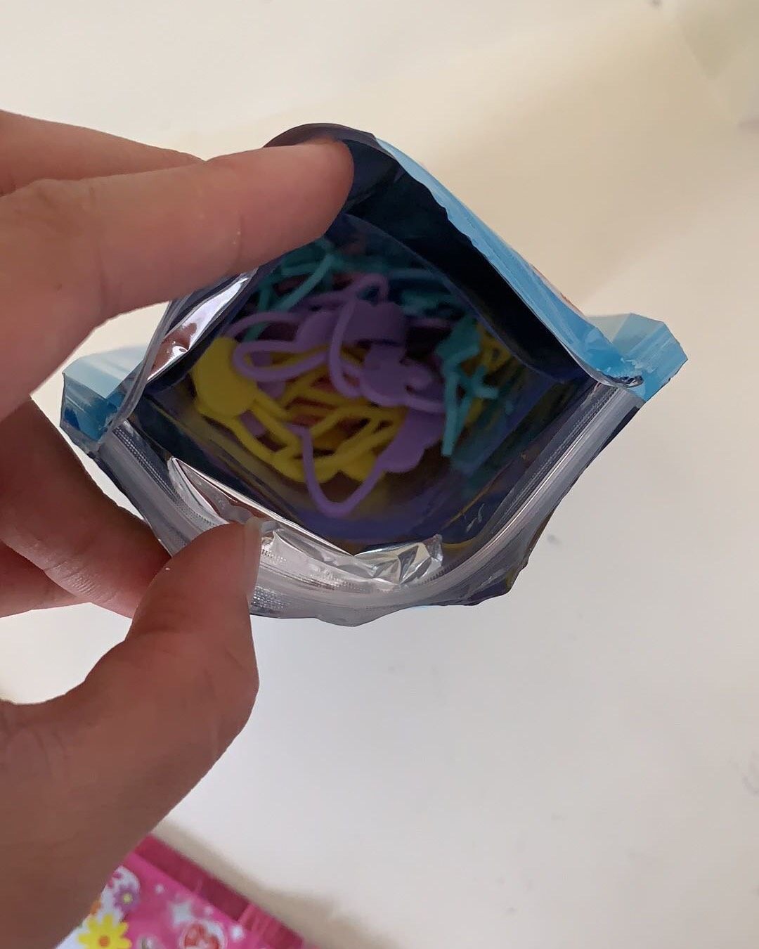 上个月开了一个蚊子大作战的车，哈哈哈，买了一堆对付蚊子的好东