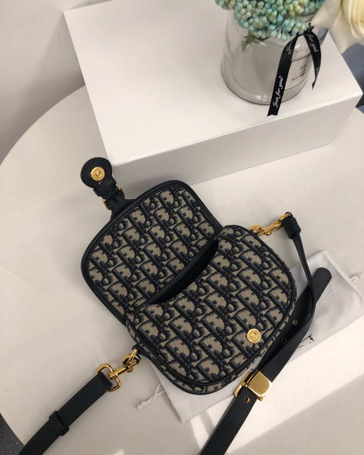 Dior bobby 2020早秋新款复古包mini小号闪亮