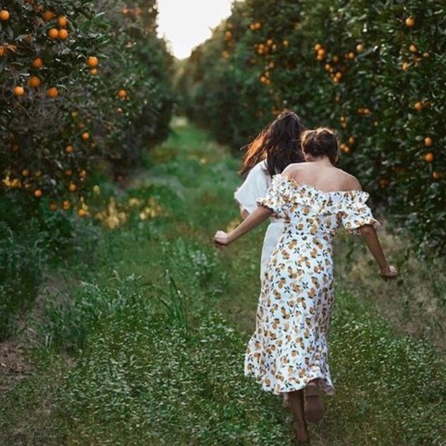 盘点10个小众仙女裙品牌，夏天就要美美哒🥰（上）  迷人的