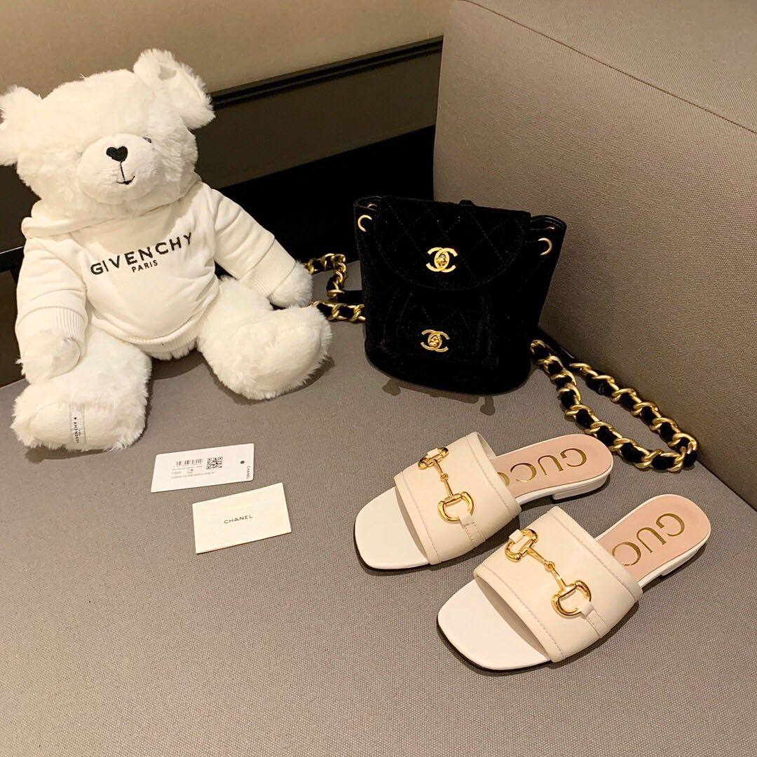Gucci拖鞋2020新款马蹄扣拖鞋 复古摩登风   经典马