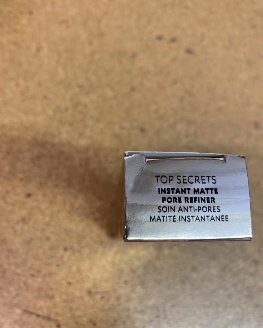 吃土也要买的一款，ysl控油哑光妆前乳，🌸️  🌹️这款