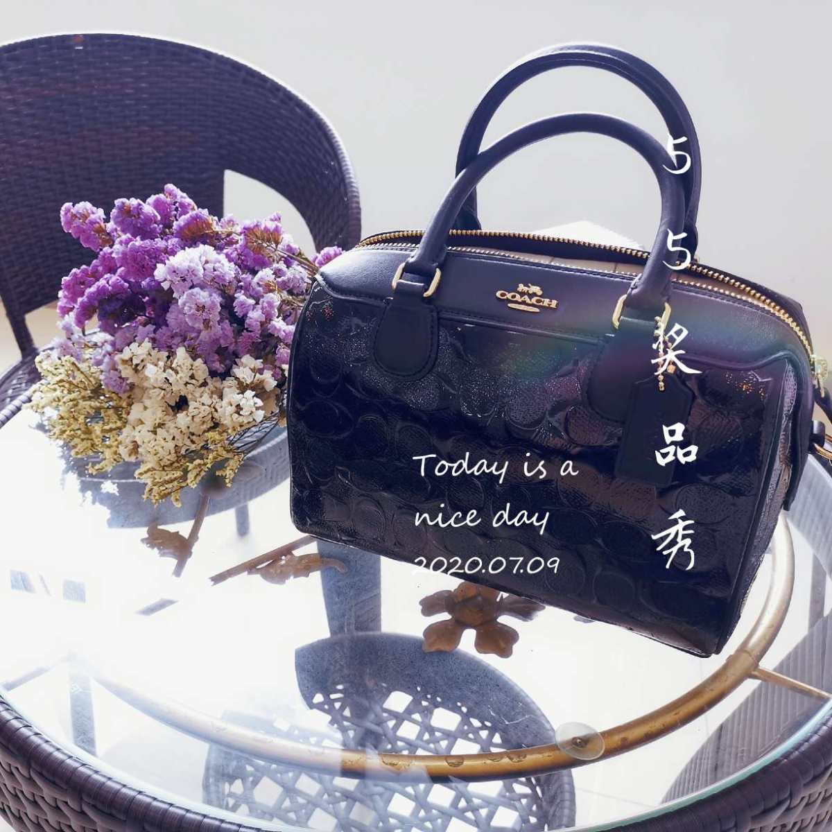 秀奖品啦秀奖品～coach保龄球包来露脸咯 我在晒空瓶活动中