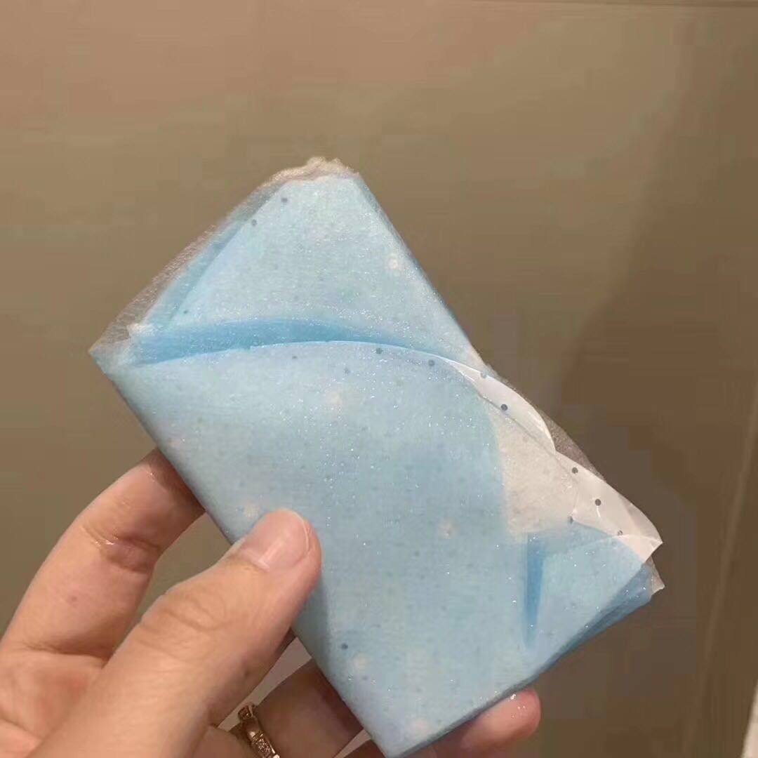 面膜打卡我来啦😄  德系面膜|让皮肤告别“饥渴~  俗话说