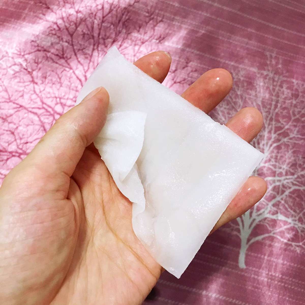🌸森田妆玻尿酸酵母青春露保湿面膜🌸 超长的名字，来自宝岛