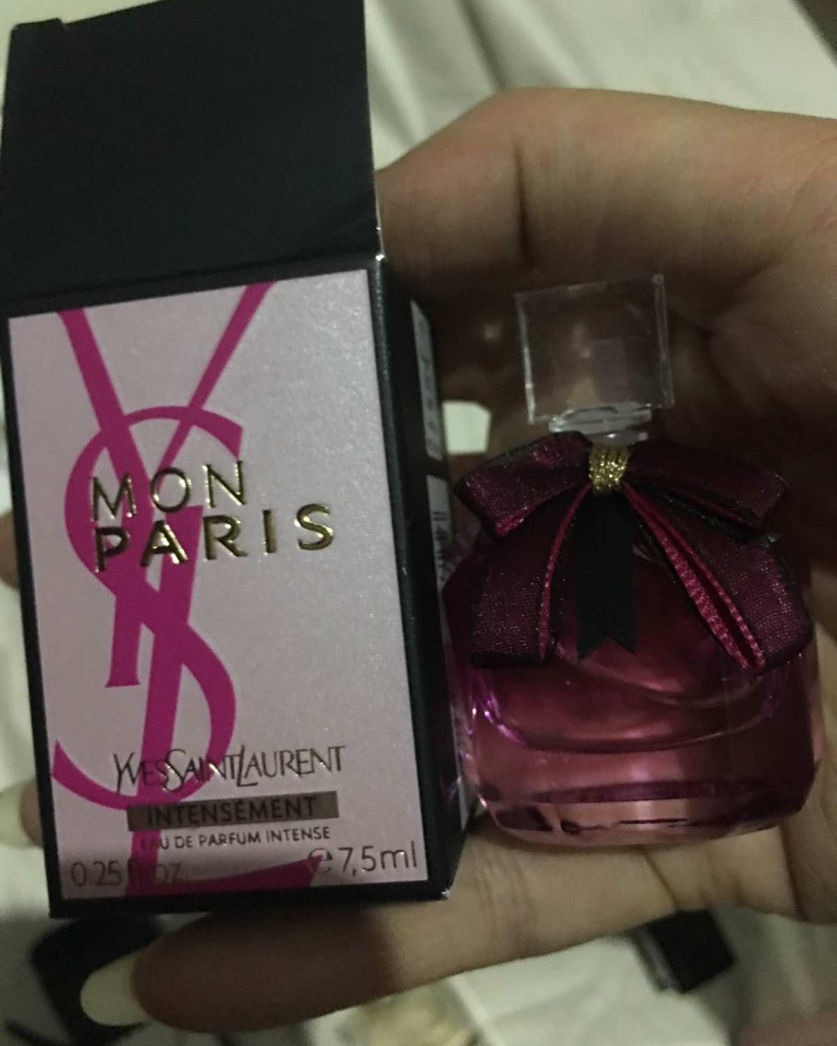 海淘圣罗兰香水中样tom ford口红中样等 今天终于到了点