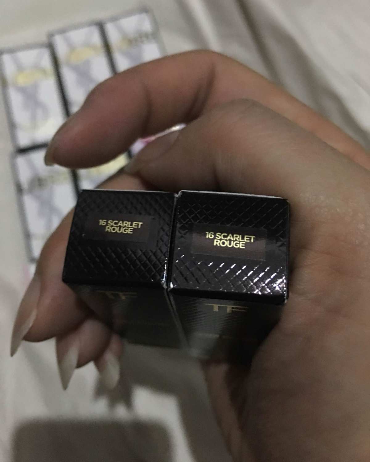 海淘圣罗兰香水中样tom ford口红中样等 今天终于到了点