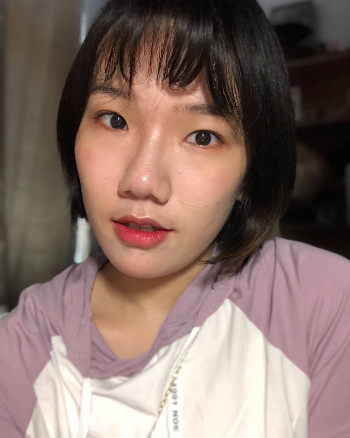 #一篇走心的遮瑕分享# 之前评论里，有集美问我，粉底液的遮瑕