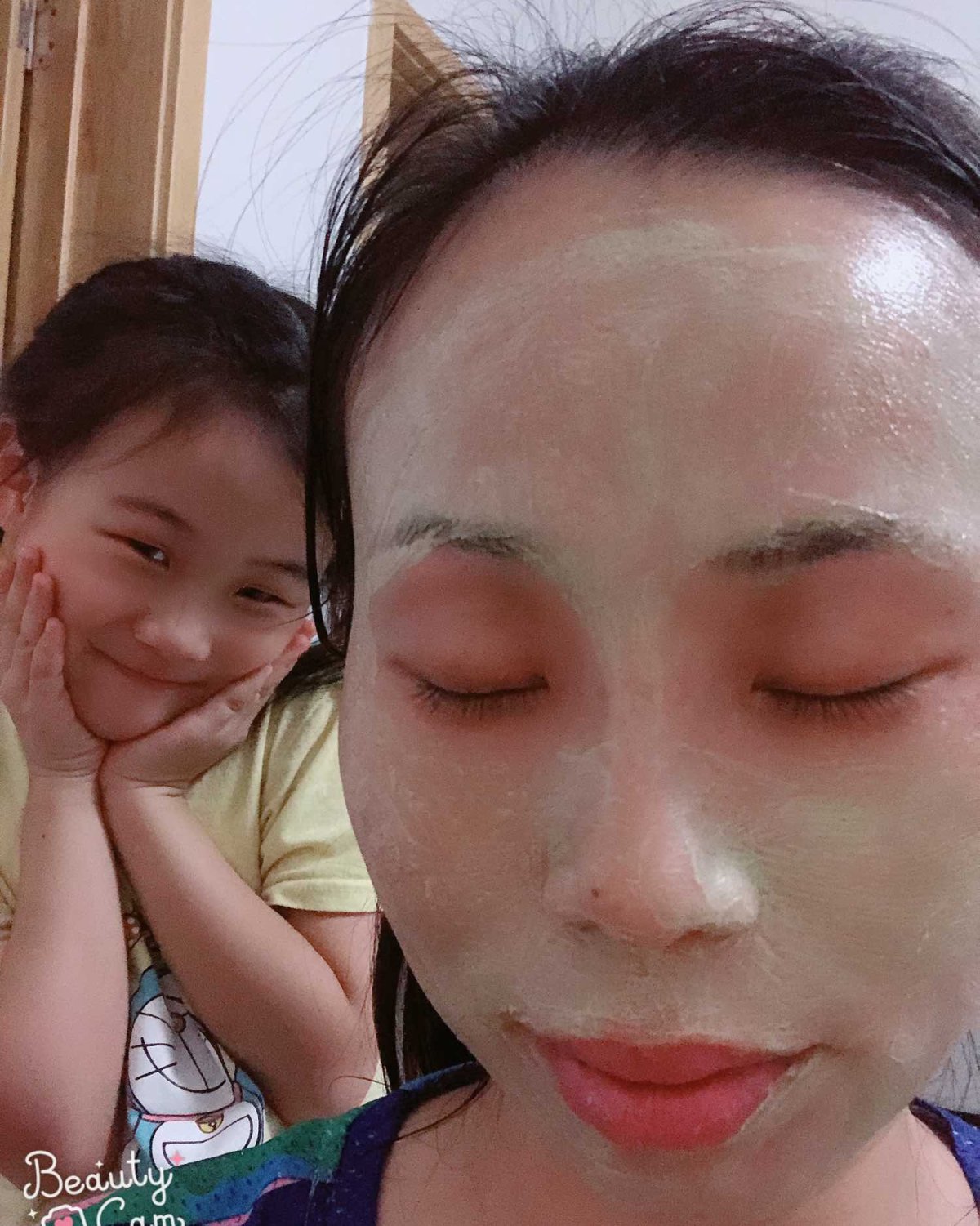 科颜氏牛油果丰润保湿面膜 主打保湿修复肌肤屏障的绿色面膜。然