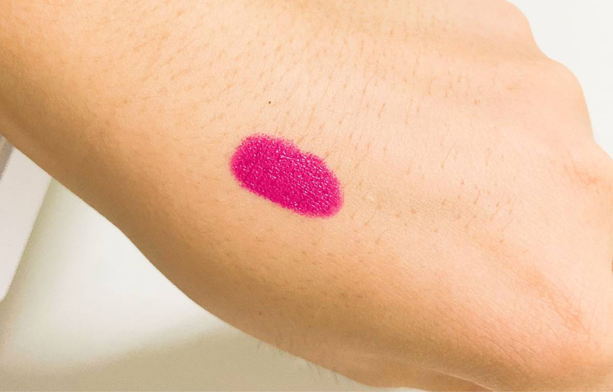 💄Hourglass黄金烟管口红 色号： i  can.t