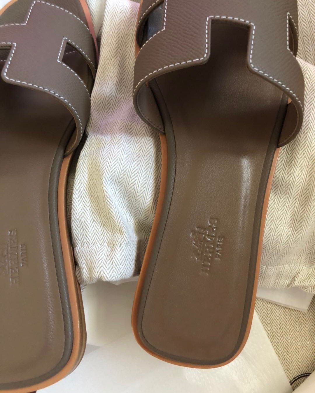 海淘开箱记 📺 爱马仕 H 拖 大象灰  包装如图所示 三