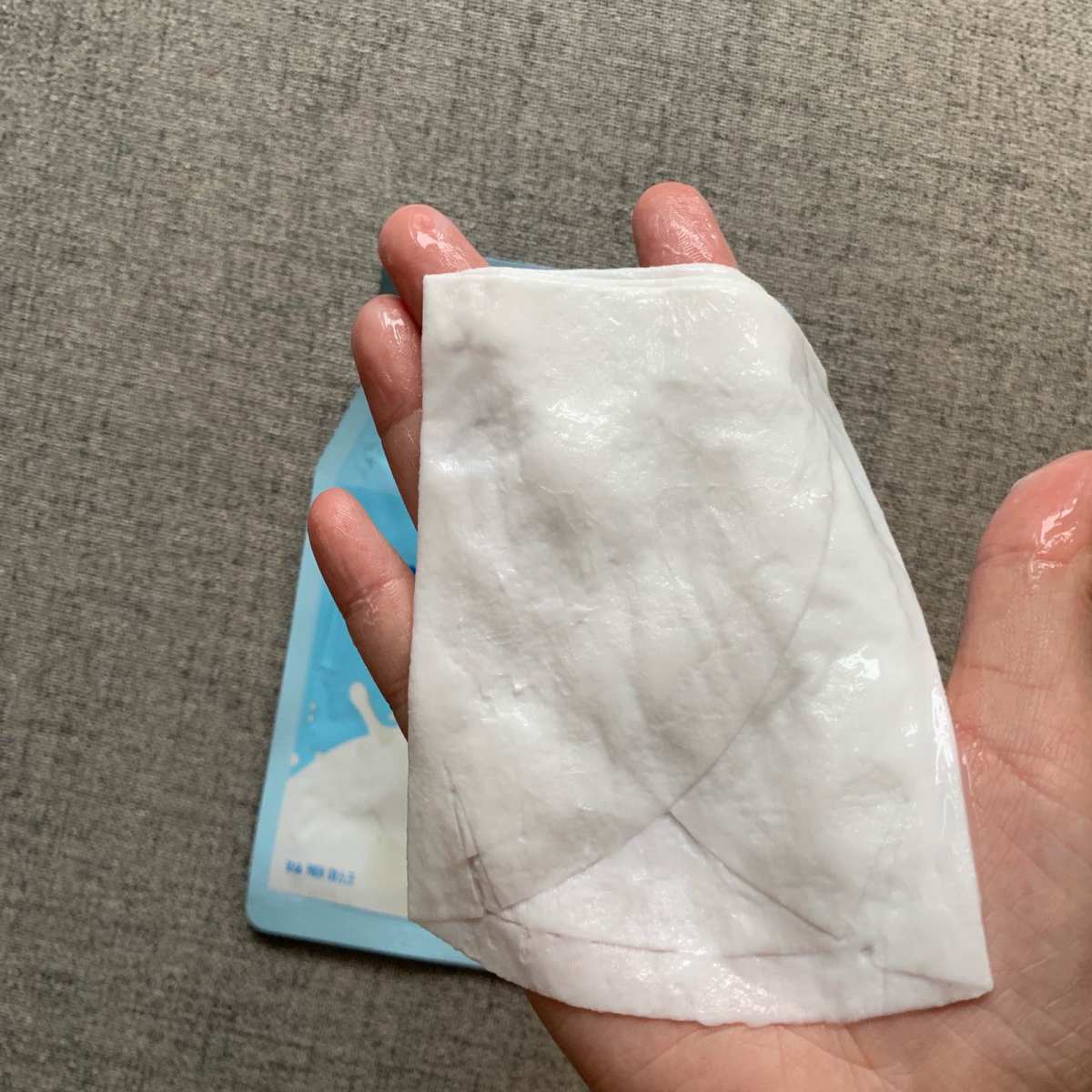 milk bomb mask牛奶炸弹面膜  🍇就挺神奇的，