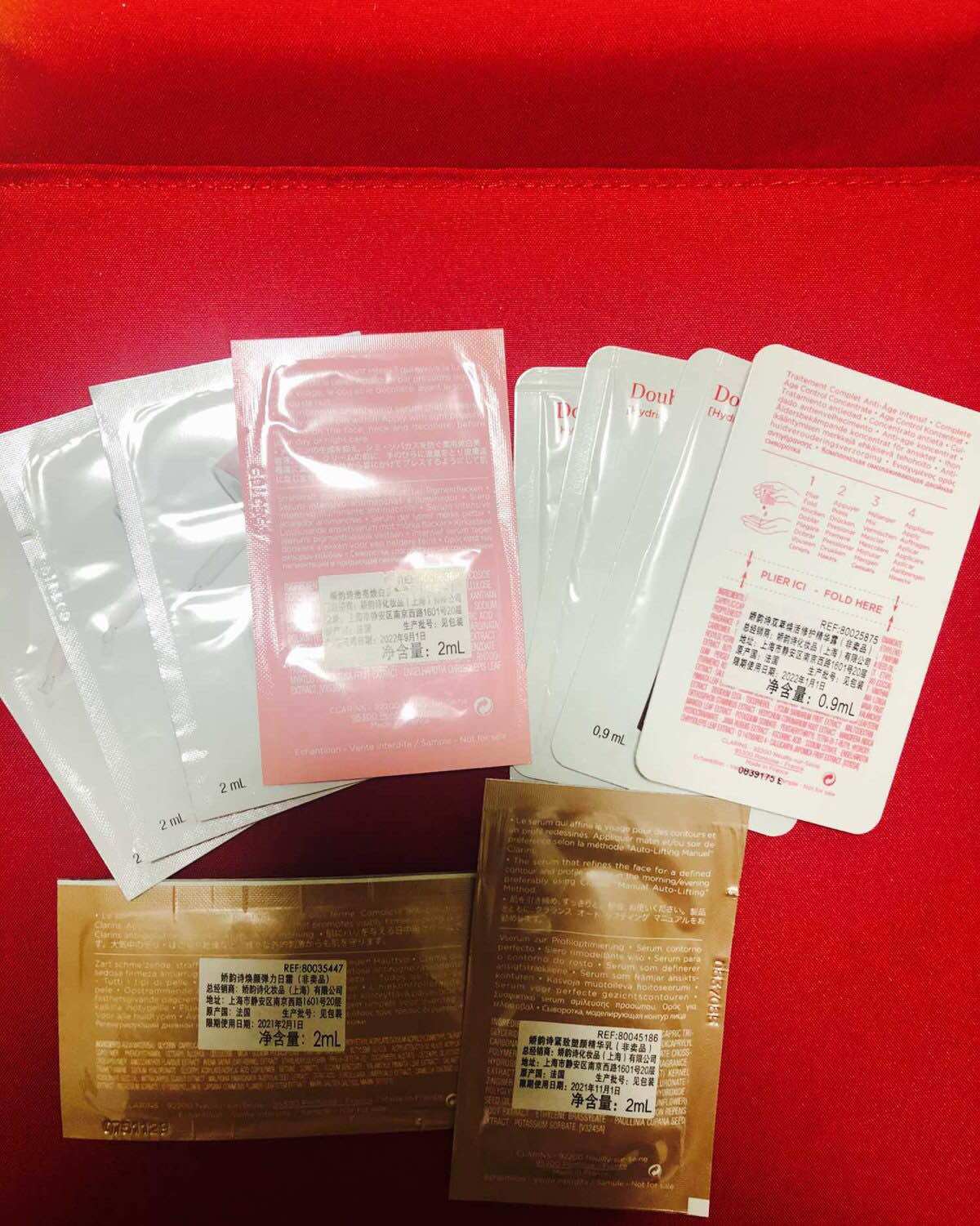 小样不嫌多—娇韵诗  娇韵诗是我喜欢用的一个品牌之一，当初用