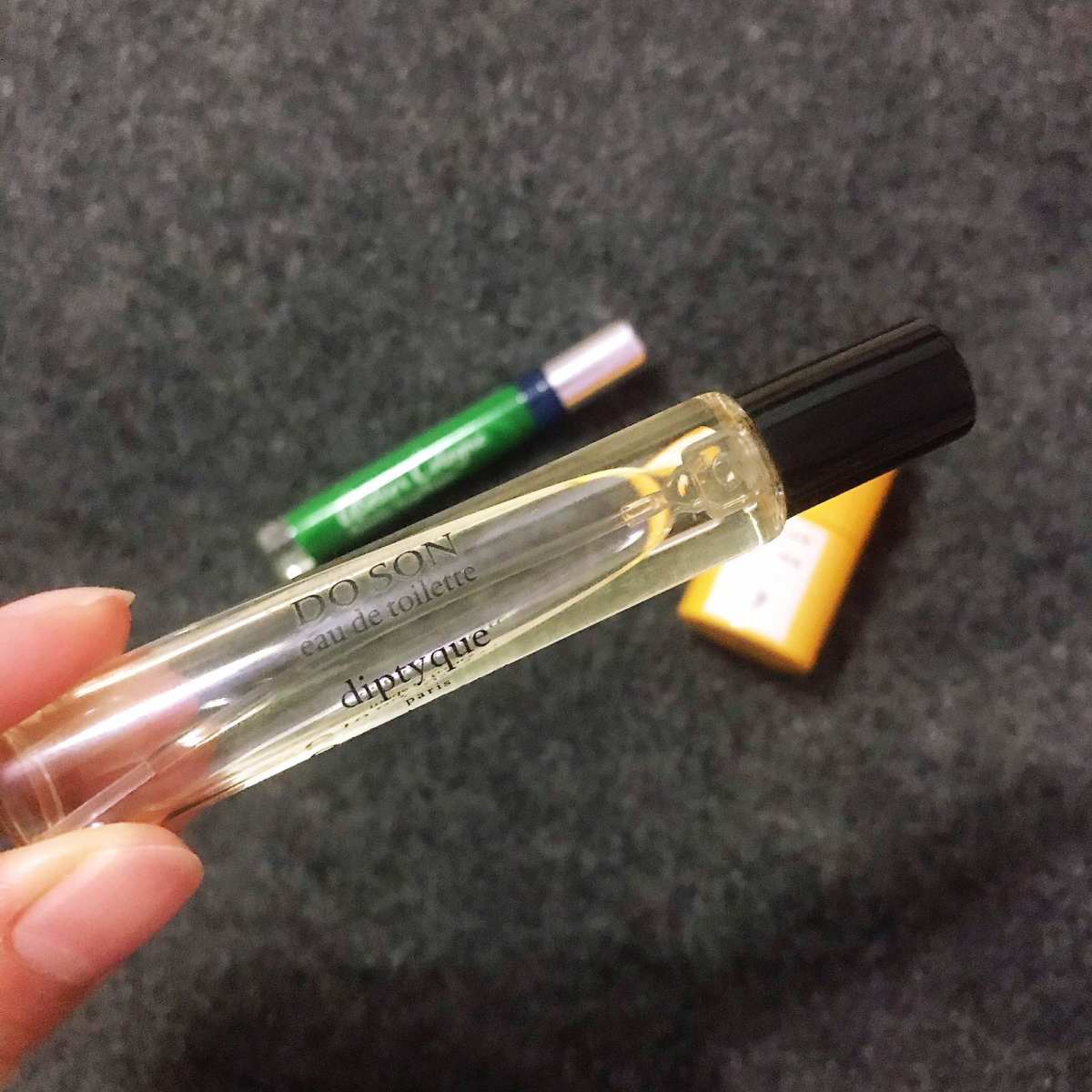 海淘赠送的试管香我留得不太多，但像下面这几种Q香，我真的不舍