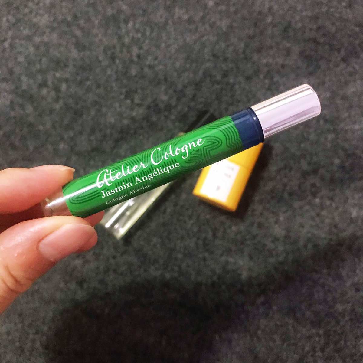 海淘赠送的试管香我留得不太多，但像下面这几种Q香，我真的不舍