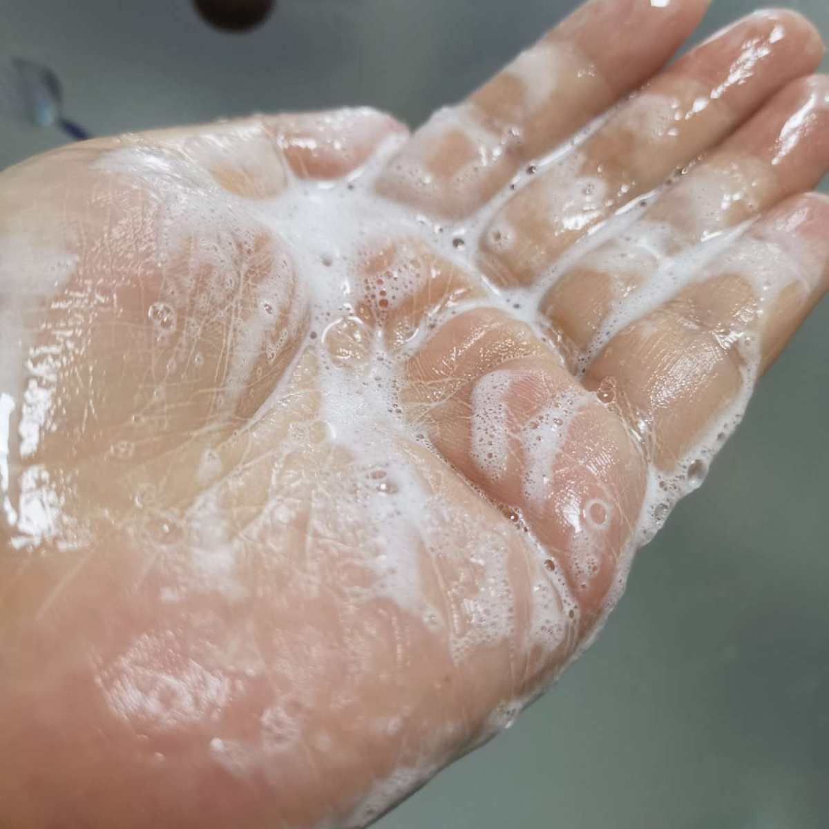 雪花秀草本洗面奶，最近大爱的一款性价比很高的洗面奶。 💠�