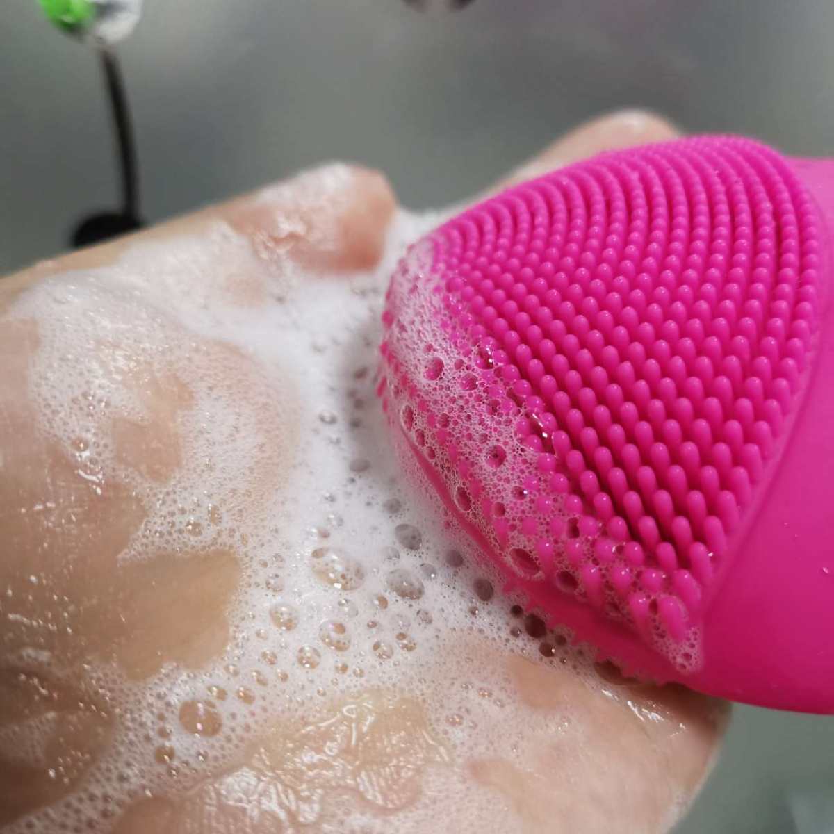 雪花秀草本洗面奶，最近大爱的一款性价比很高的洗面奶。 💠�