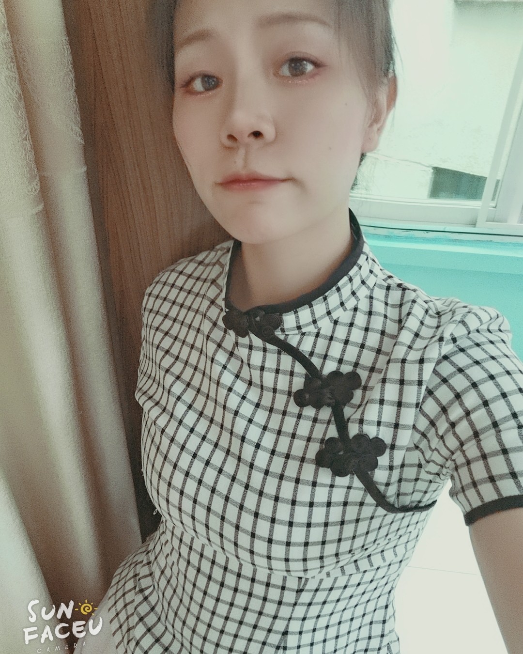 周打扮4今天是古风，是去店里买的套装！古风气质，有些人觉得不
