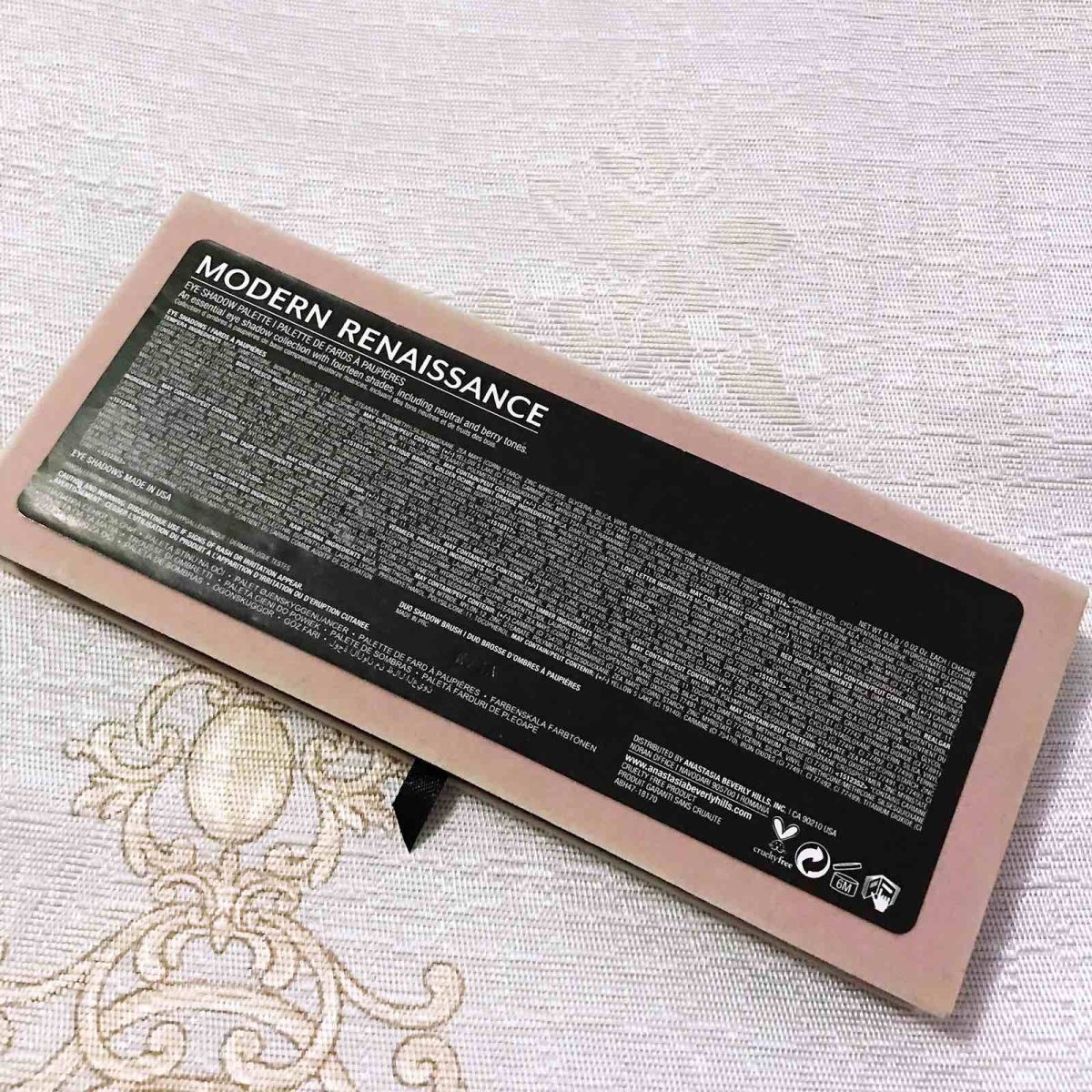 来自Anastasia的文艺复兴眼影盘～ 这盘子之前有段时间