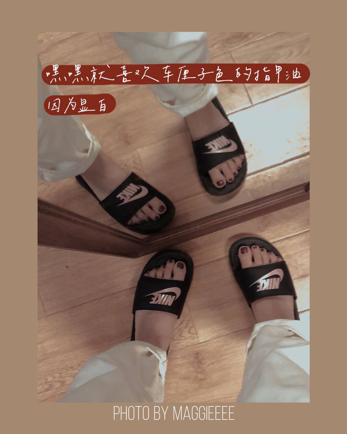 对镜穿搭 随性又不随性🤪 藏蓝色露肩上衣 → Hollis
