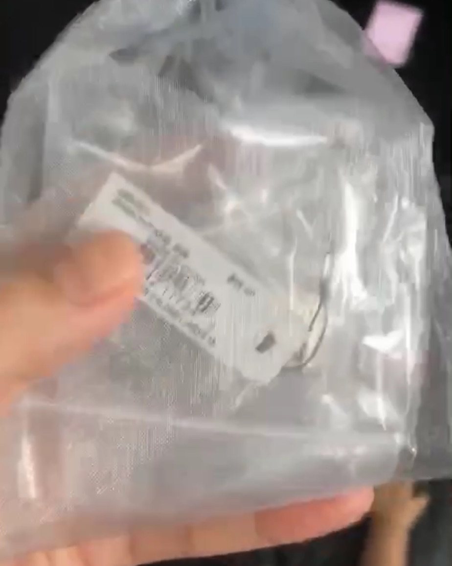 纪梵希👋链✔️✔️  ✔️✔️纪梵希✖️施华洛世奇联名满天