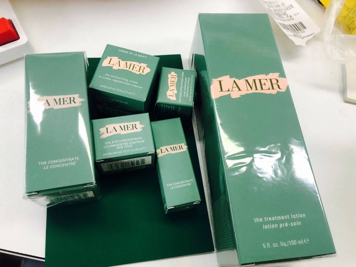 热气腾腾的lamer开箱～ 这次真是赚翻了！一瓶精粹水送了 