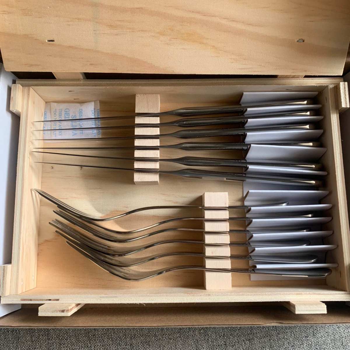 wmf刀叉套装 ✨wmf叫福腾宝，是德国的厨具品牌，我前几年