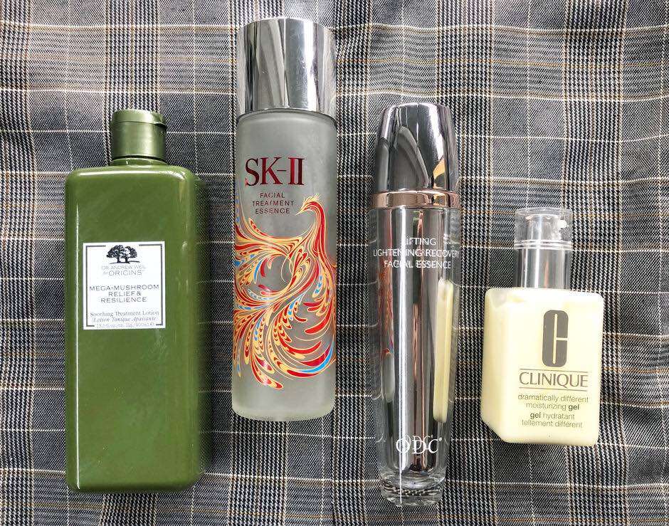 夏天油脂分泌旺盛，简直是大油皮的灾难季，冒油、飚痘...脸蛋