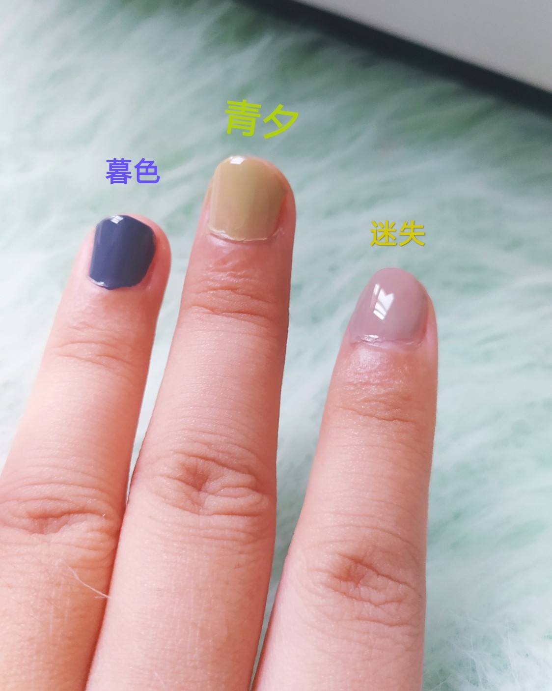 ✨我的指甲油们  我的指甲油不多，但是特别好看又特别颜色的几