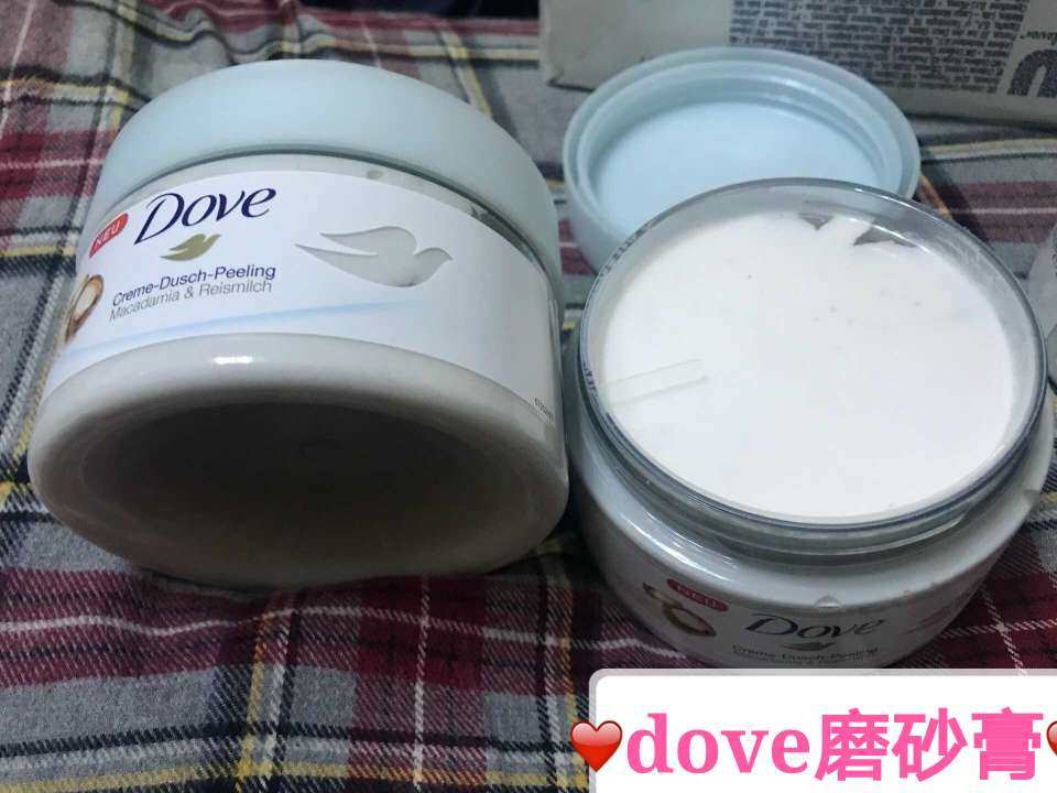 晒单挑战之dove多芬磨砂膏 上一次讲到欧舒丹樱花沐浴露，真