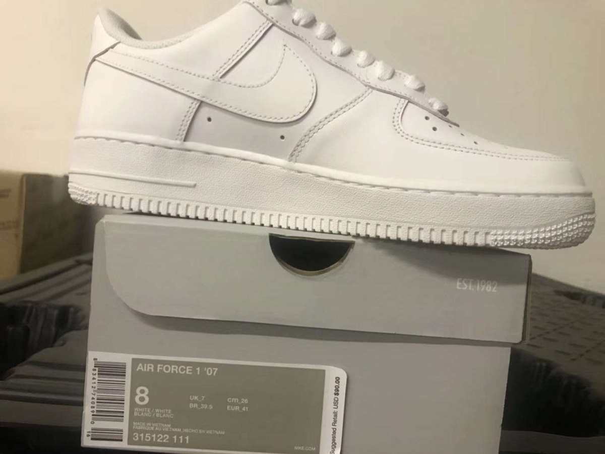 空军一号，太耐了😬😬  自己海淘买的空军一号，nike官