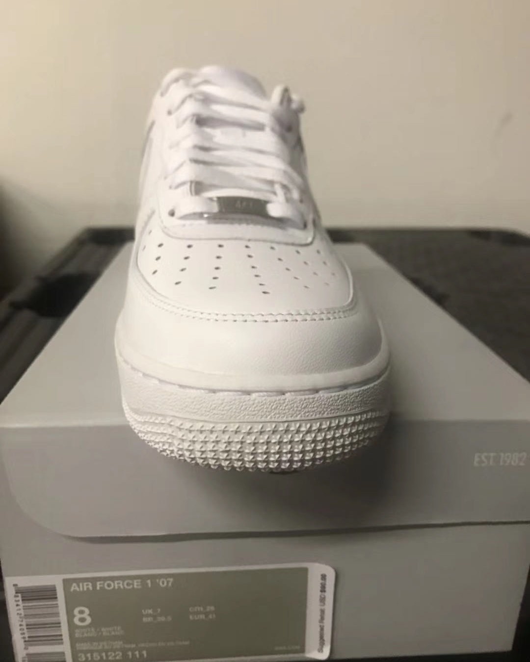 空军一号，太耐了😬😬  自己海淘买的空军一号，nike官