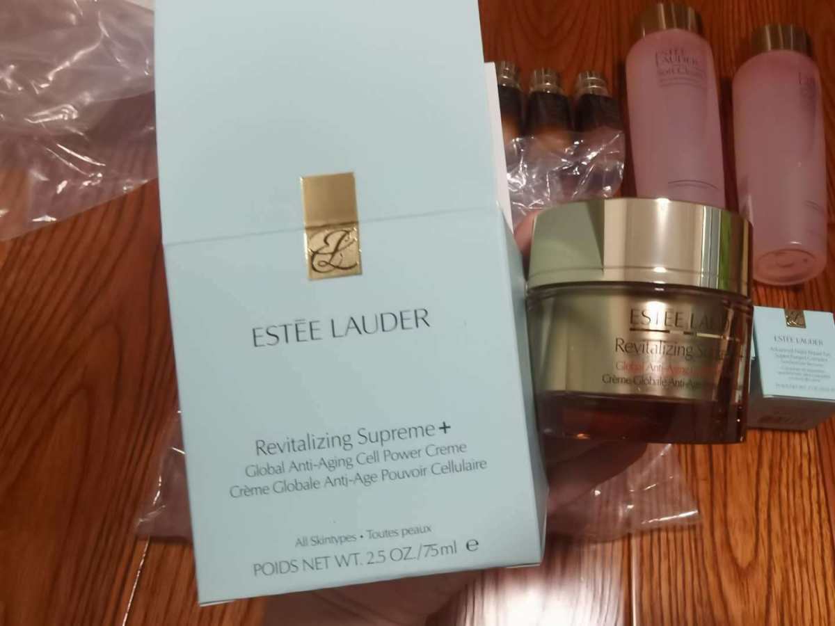 出闲置 雅诗兰黛肌光精华，粉水，蓝洁，雅诗兰黛抗蓝光眼霜，眼