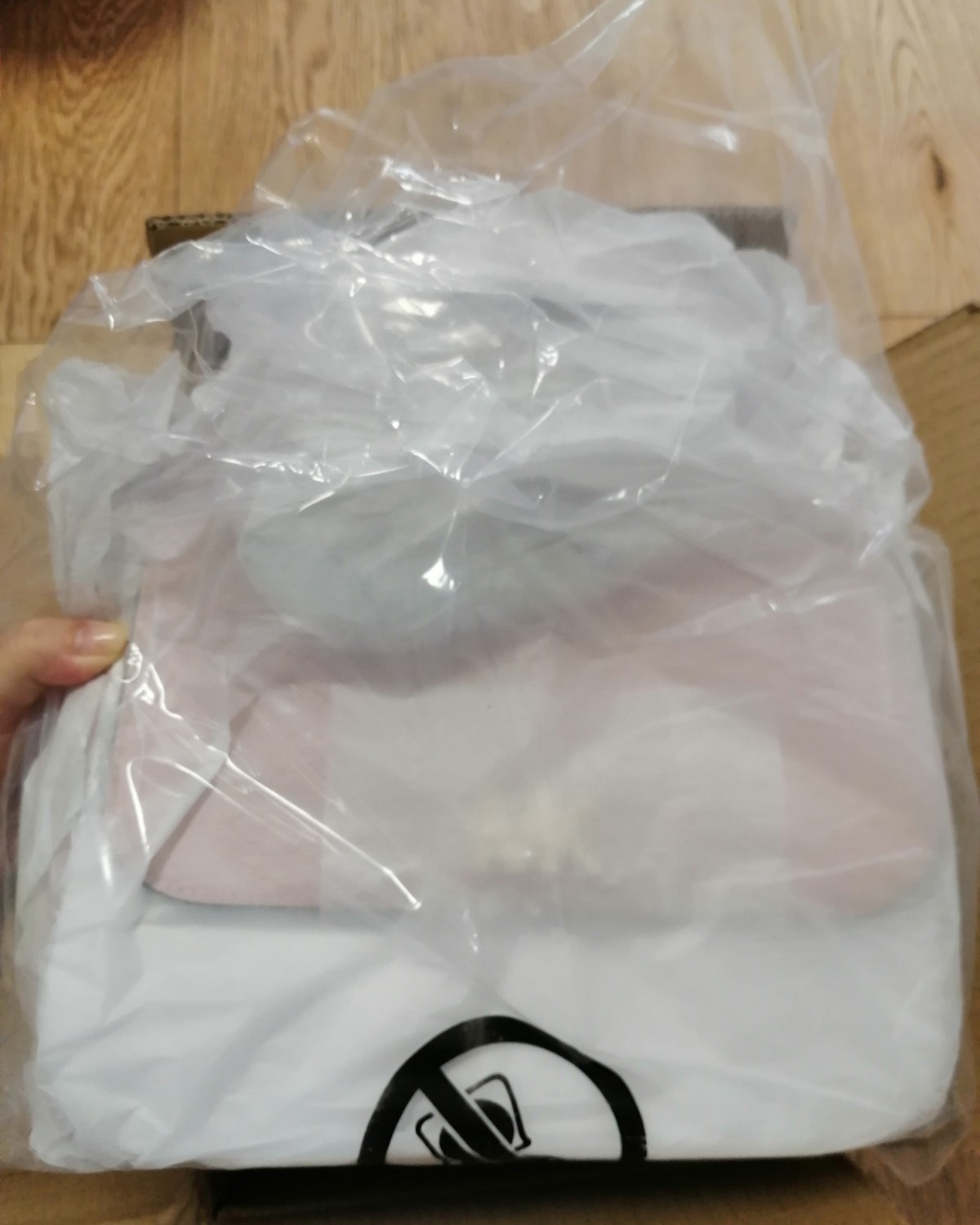 MK包包走【中环转运无忧线】运费便宜速度快，赞！ MK这款粉