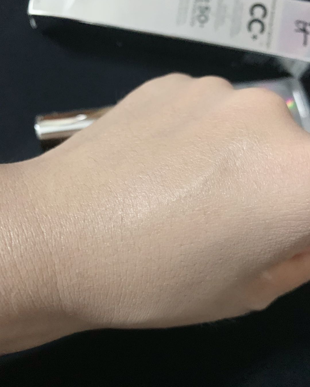 又爱又恨的itcosmetics  Cc霜  这款cc霜跟它