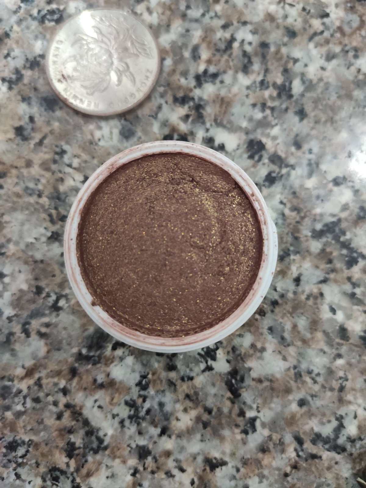 colourpop收货开箱及修复破损的卡泡眼影！！ 作为当代