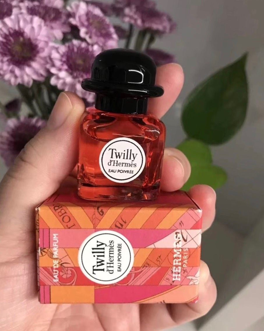 【现货】💰90 爱马仕 twilly 丝巾女士Q香7.5m