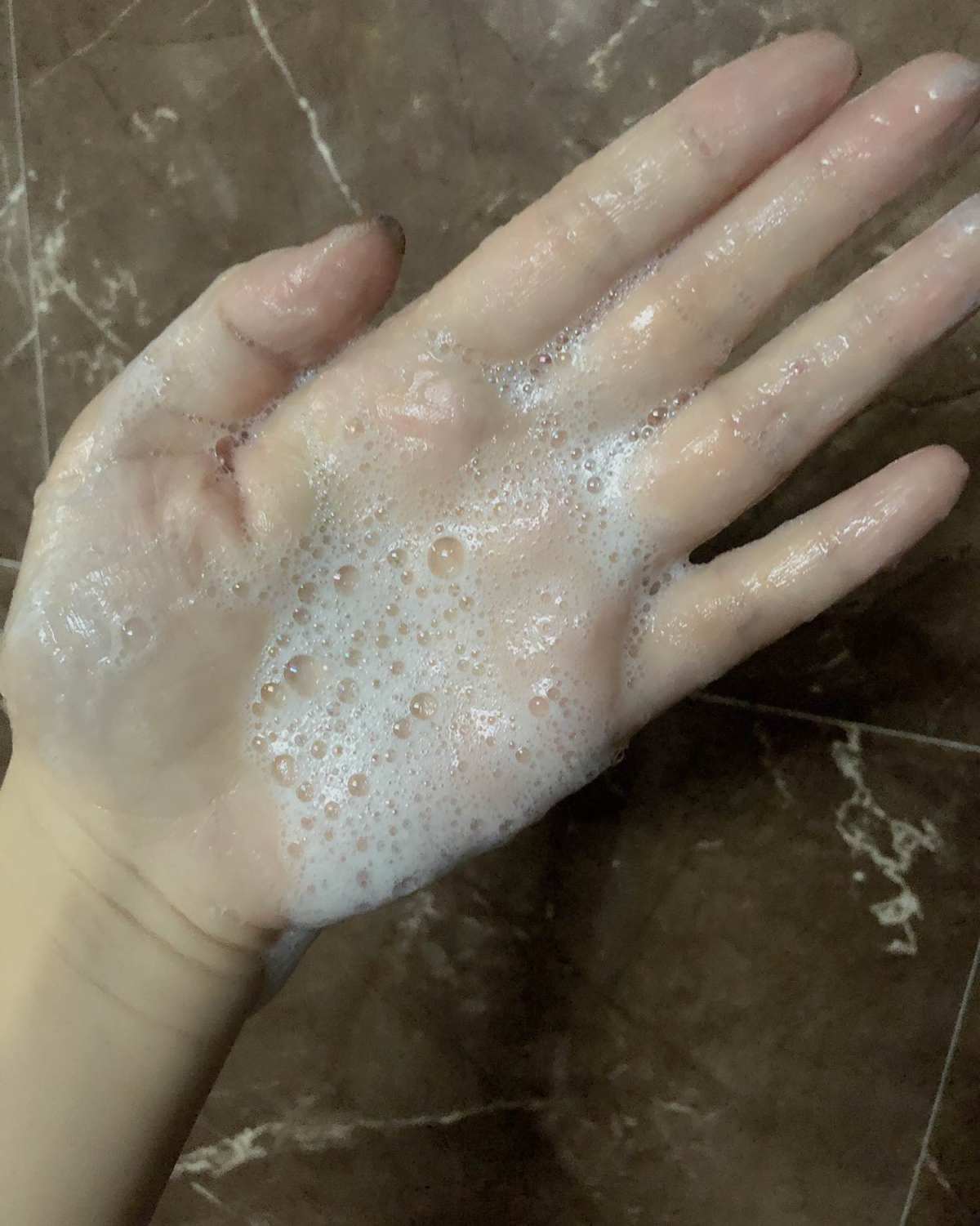 欧树的蜂胶凝胶洗面奶我六七年前就在用， 记得哪个适合好像是一