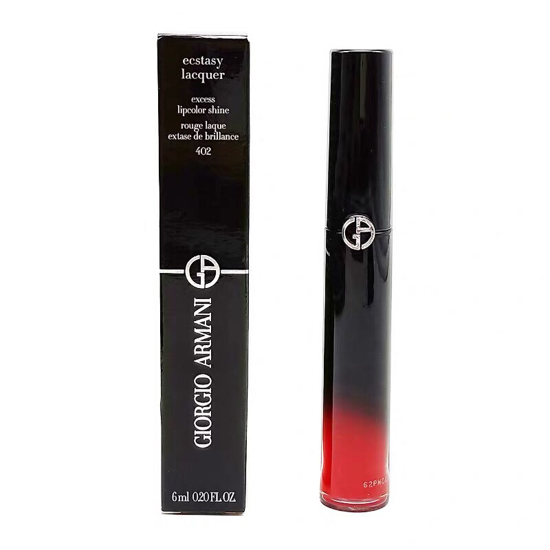 九月晒单挑战NO.2 阿玛尼唇釉  💄阿玛尼唇釉分为黑管和