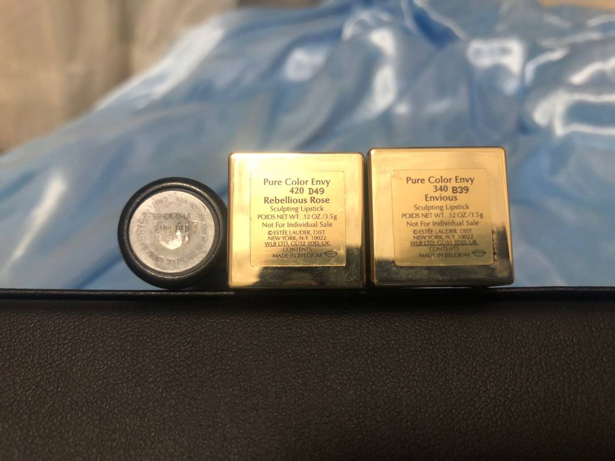 💄Mac brick-o-la润泽玫瑰🌹豆沙色  前两年