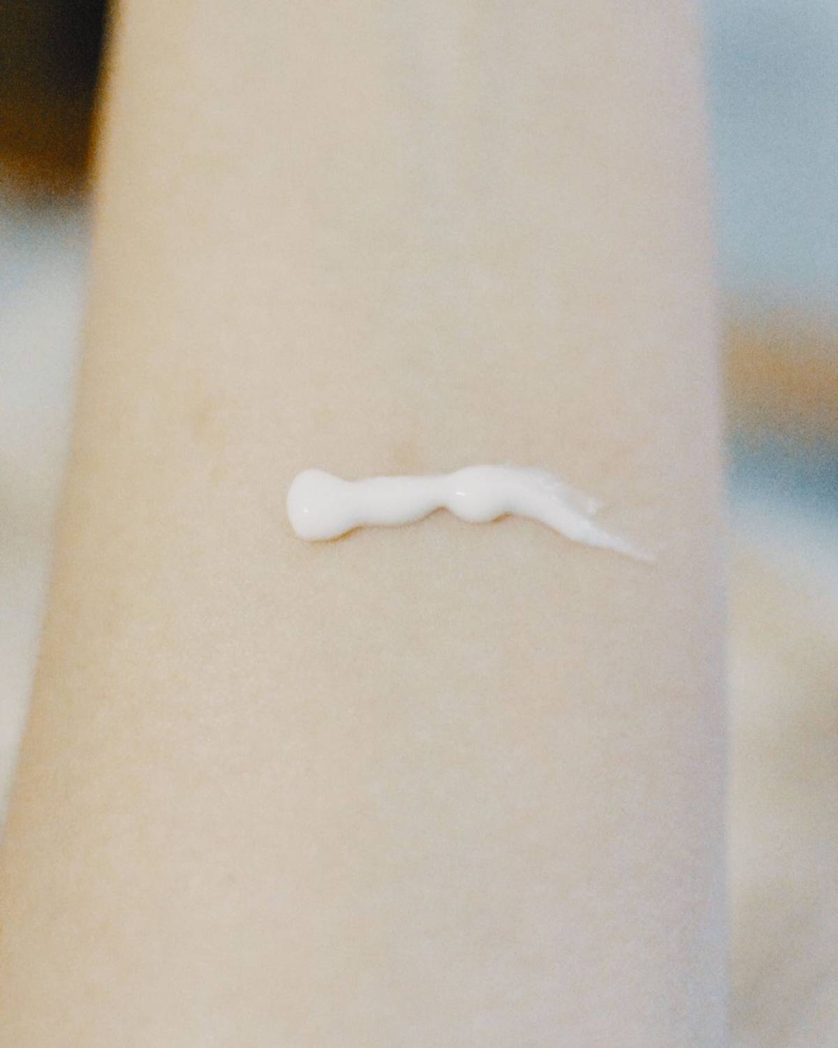 Omorovicza 柔亮保湿润肤乳 Omo家皇后水很有名 