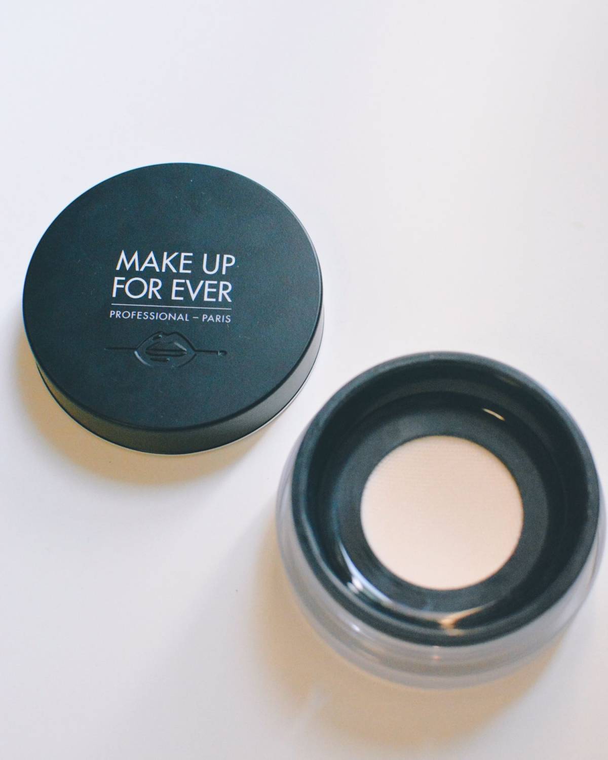 Make up forever 玫珂菲 HD散粉 这个是他家