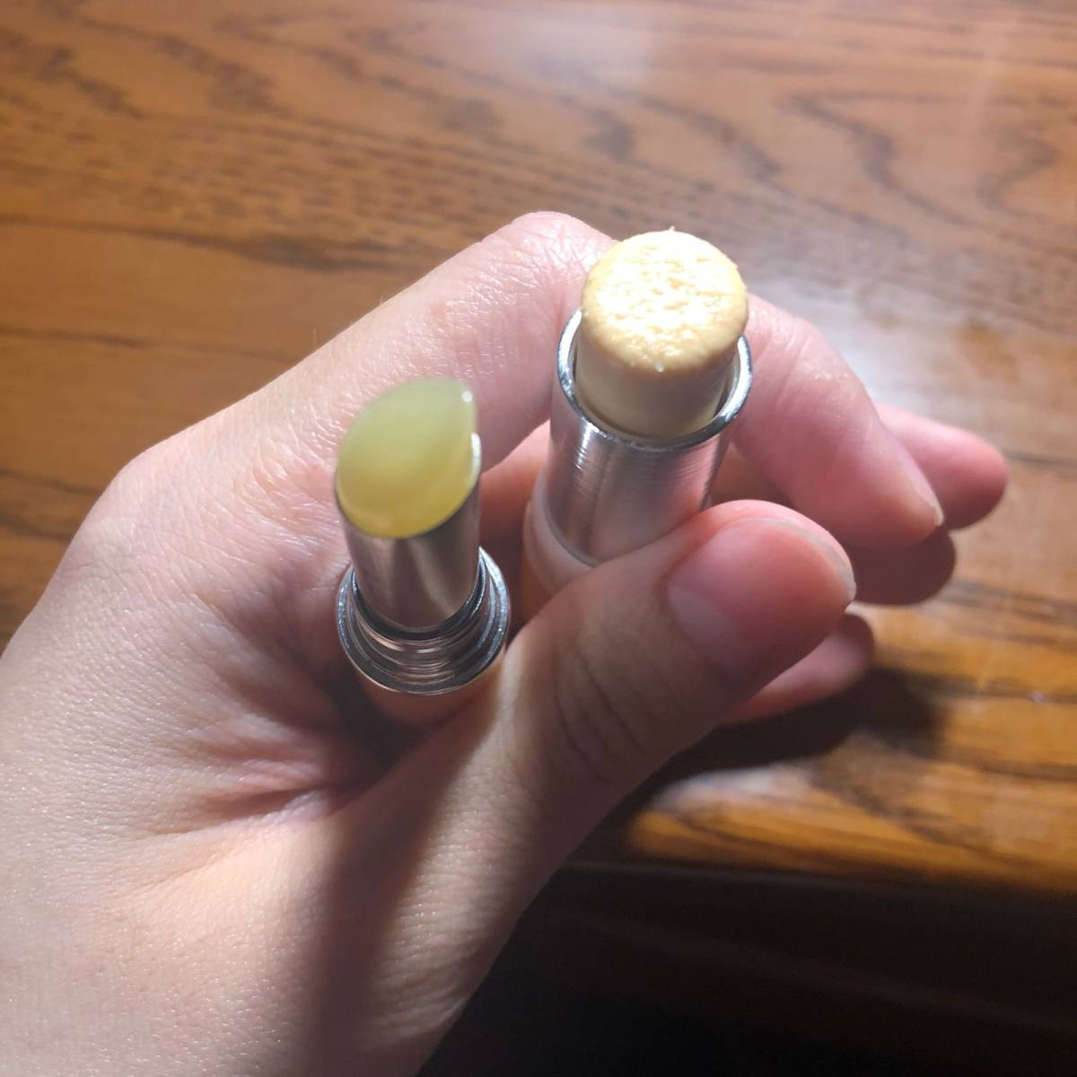 #唇部速效救心丸#  前两天更的唇部晚间护理，感觉有很多**