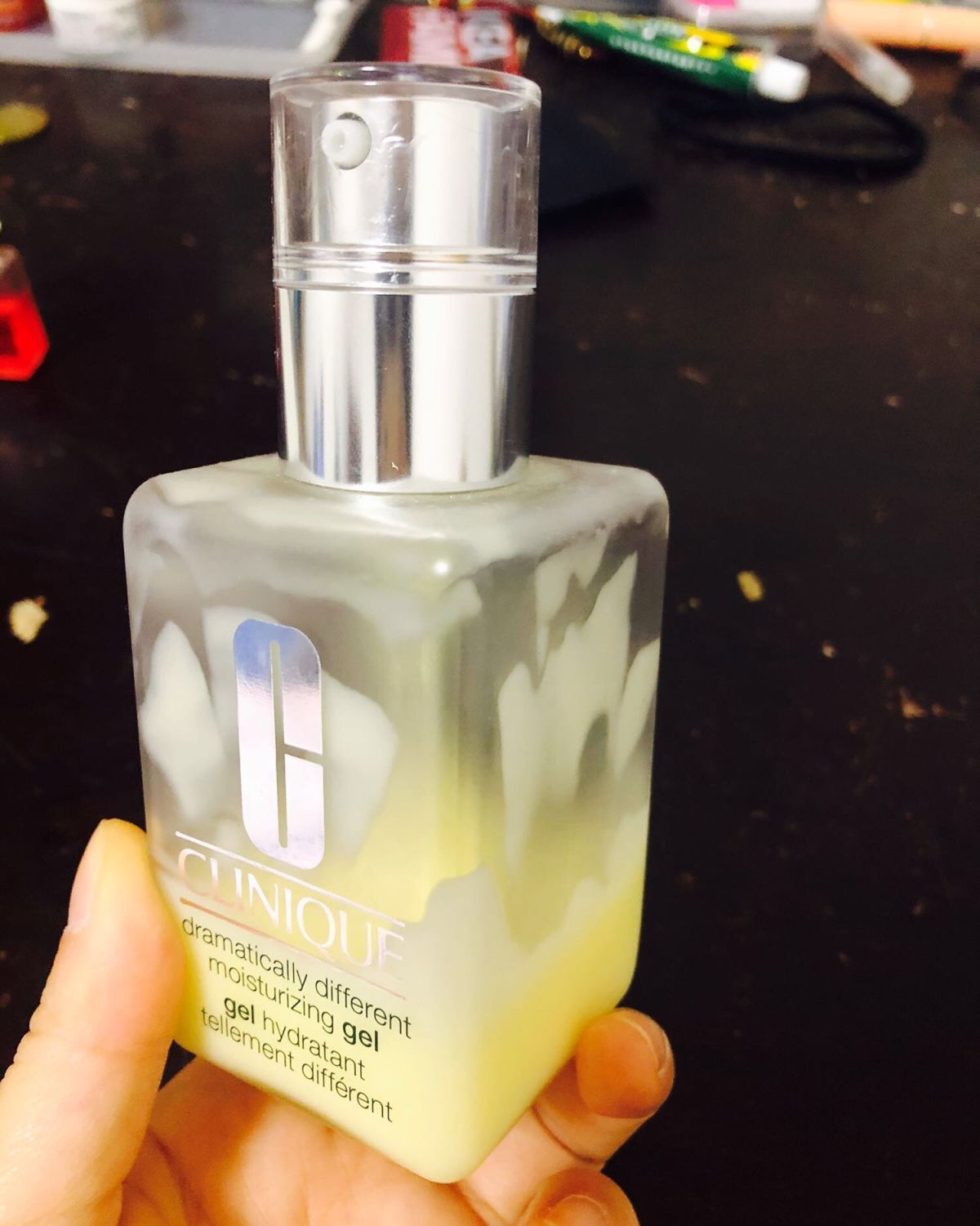 倩碧天才黄油 倩碧黄油号称每两秒卖一瓶的乳液，它分有、有油、