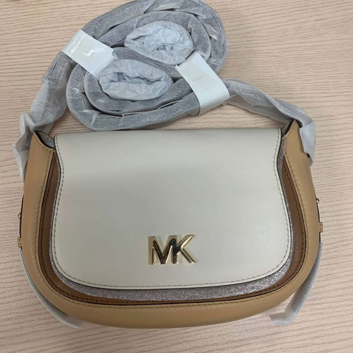 #以物换物# MK Jolene马鞍包 原价328刀，折扣价
